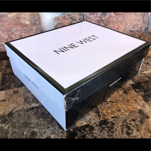 NEW Nine West Girls' Clotildah Boots - Picture 12 of 12